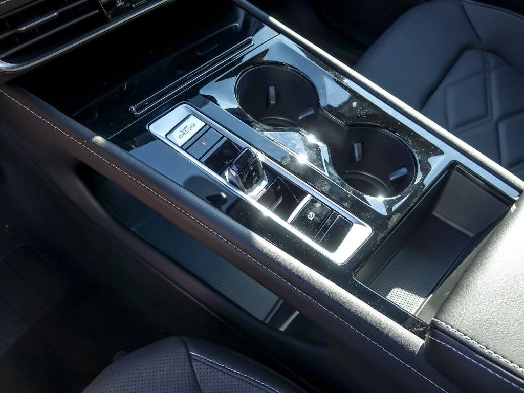 2026 Volkswagen Atlas 2.0T SE Technology Image 19 of 29