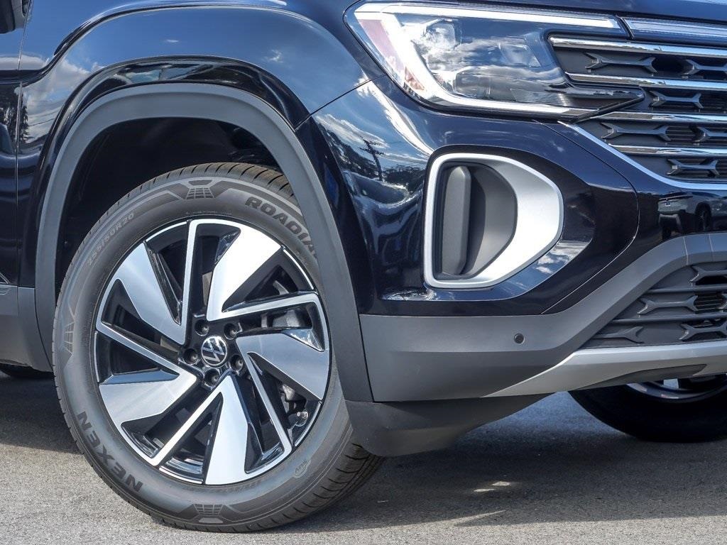 2026 Volkswagen Atlas 2.0T SE Technology Image 6 of 29