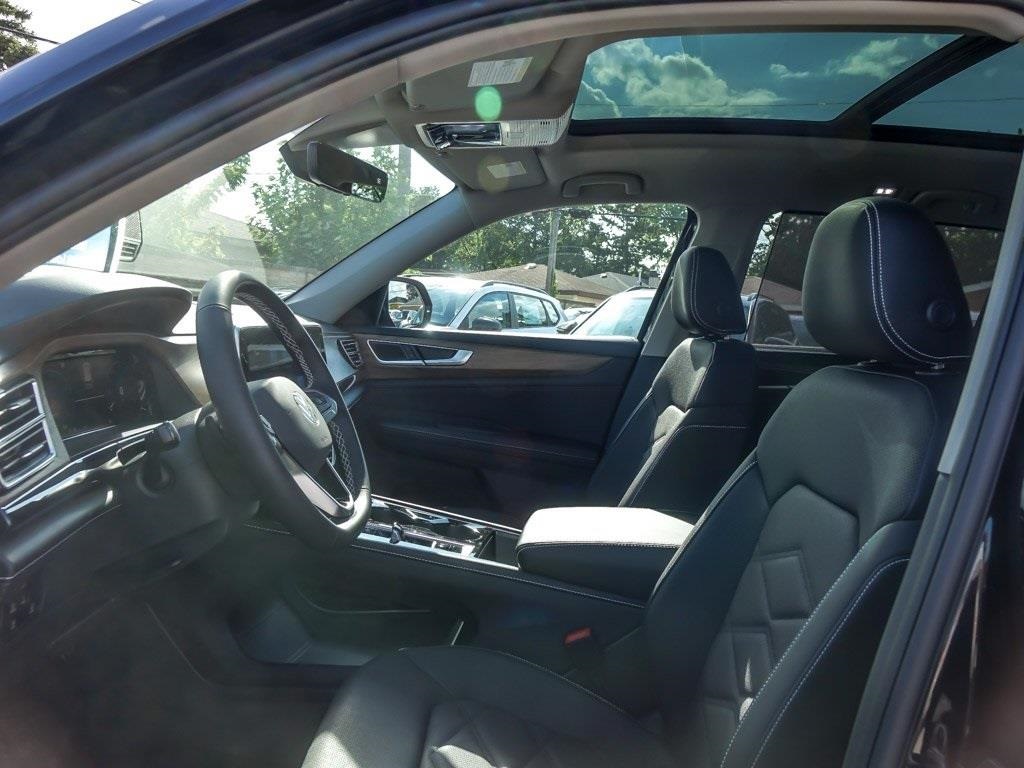 2026 Volkswagen Atlas 2.0T SE Technology Image 13 of 29