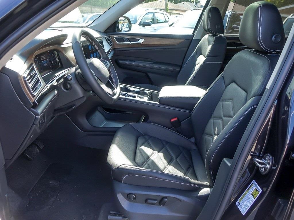 2026 Volkswagen Atlas 2.0T SE Technology Image 12 of 29