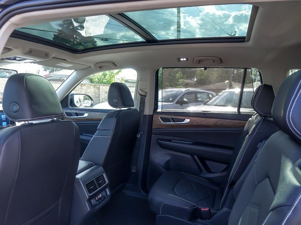 2026 Volkswagen Atlas 2.0T SE Technology Image 14 of 29