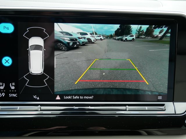 2026 Volkswagen Atlas 2.0T SE Technology Image 8 of 12