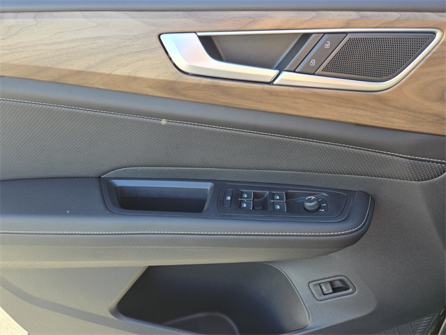 2026 Volkswagen Atlas 2.0T SE Technology Image 11 of 13