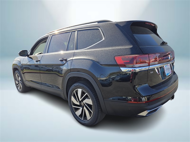 2026 Volkswagen Atlas 2.0T SE Technology Image 3 of 13