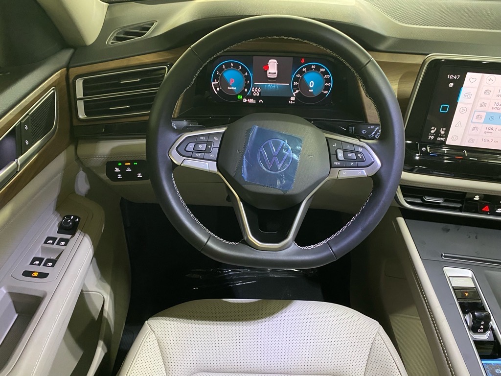 2026 Volkswagen Atlas 2.0T SE Image 7 of 12