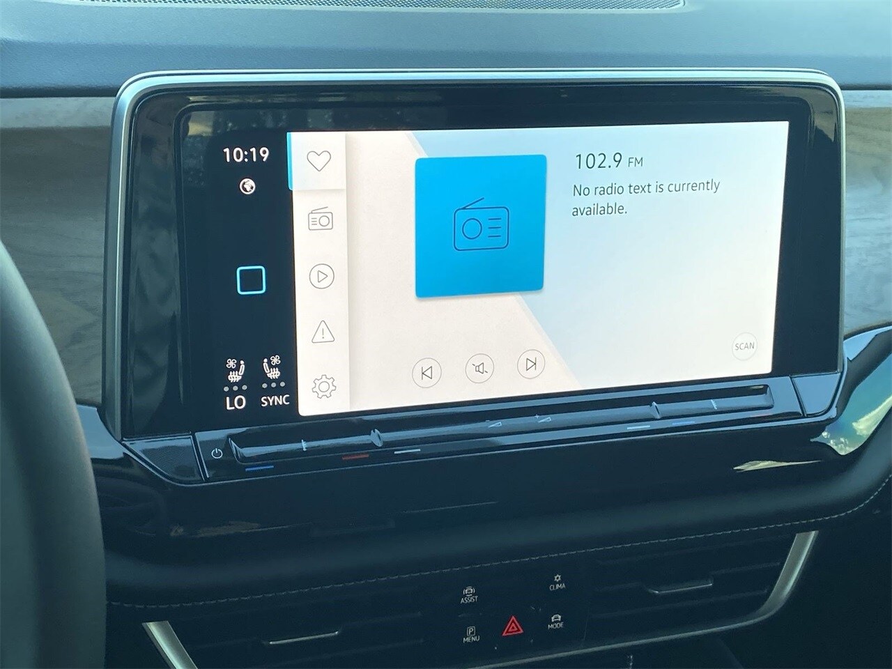 2026 Volkswagen Atlas 2.0T SE Technology Image 24 of 28