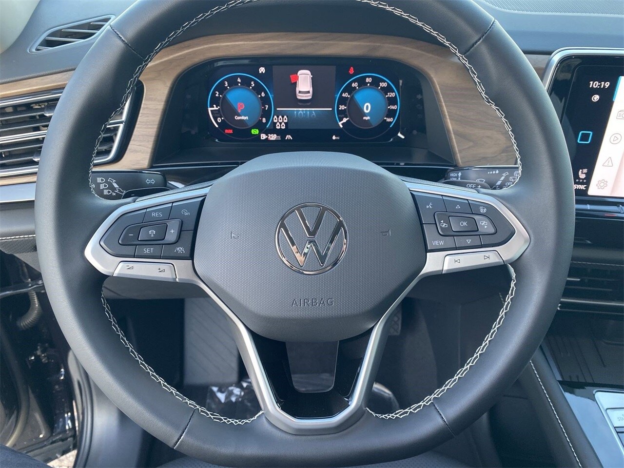 2026 Volkswagen Atlas 2.0T SE Technology Image 20 of 28