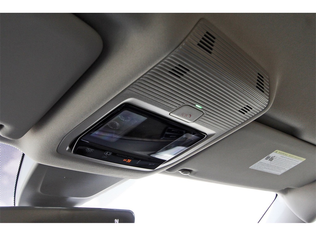 2026 Volkswagen Atlas 2.0T SE Technology Image 34 of 34