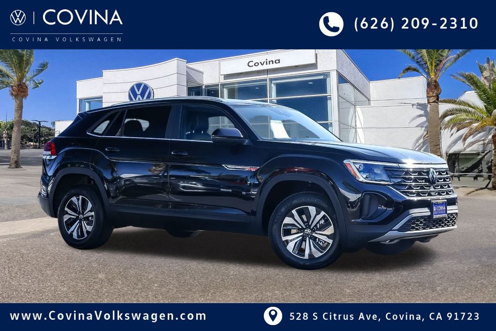 2026 Volkswagen Atlas Cross Sport 2.0T SE Image 3 of 32