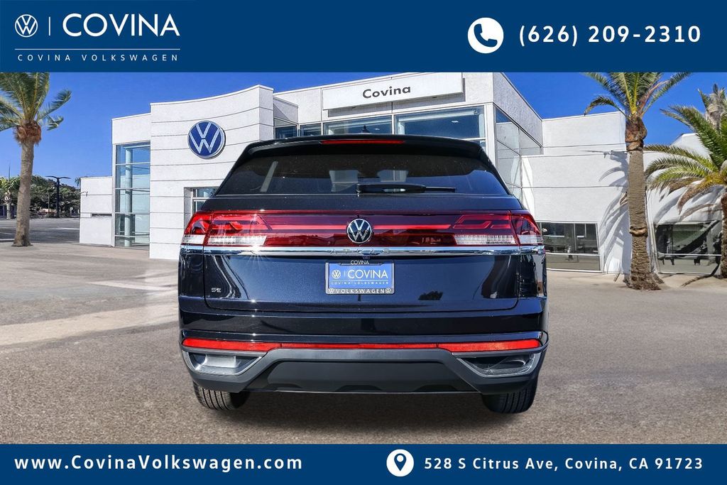 2026 Volkswagen Atlas Cross Sport 2.0T SE Image 5 of 32