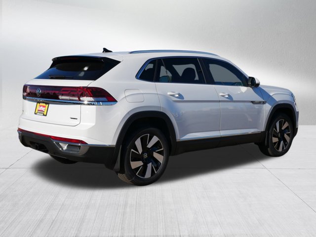2026 Volkswagen Atlas Cross Sport 2.0T SEL Image 3 of 12