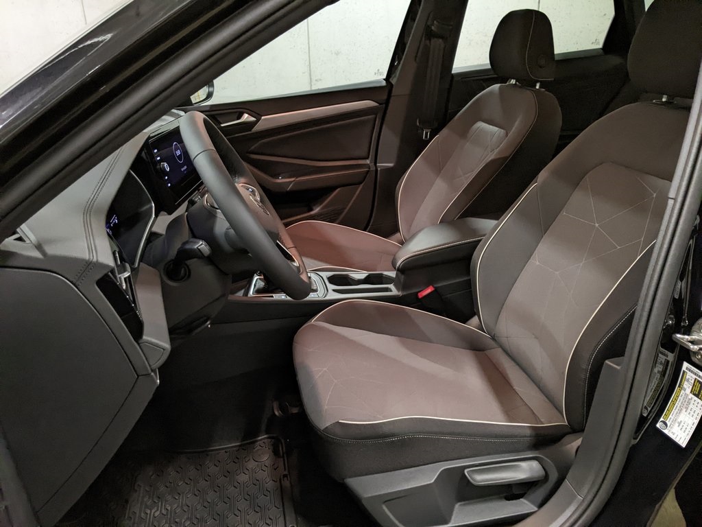 2026 Volkswagen Jetta Sport Image 10 of 30