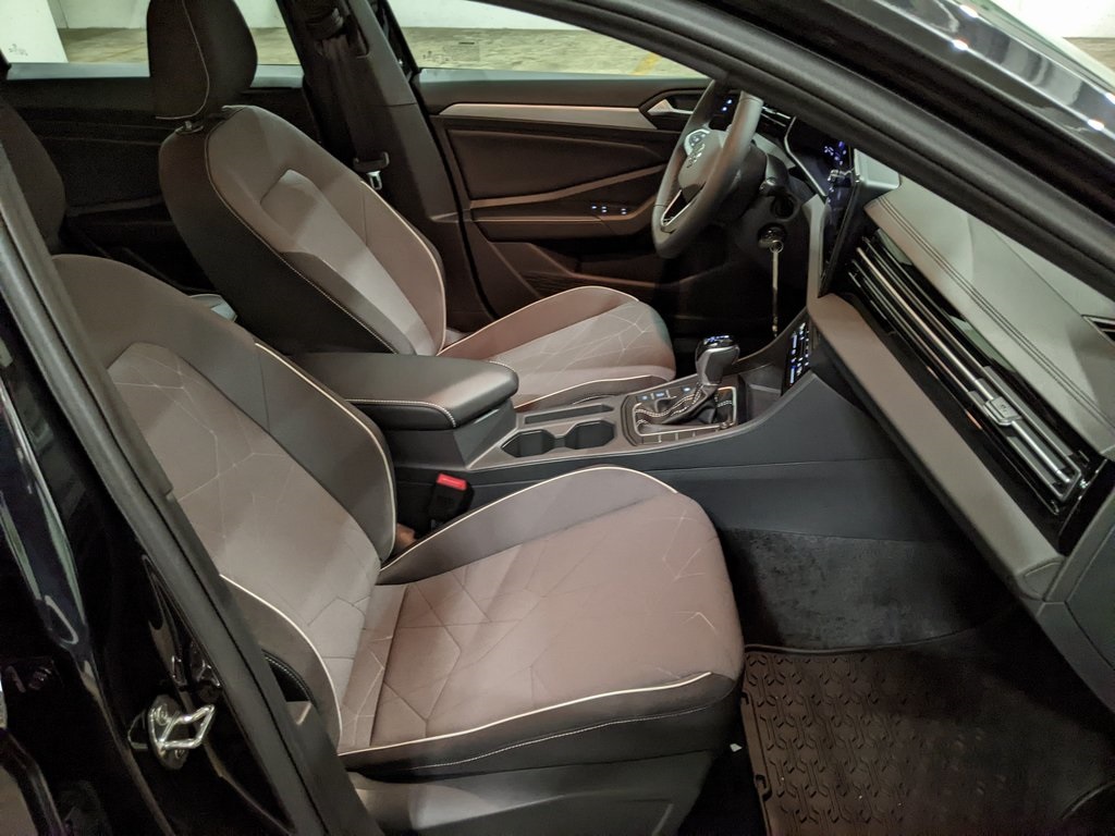 2026 Volkswagen Jetta Sport Image 12 of 30