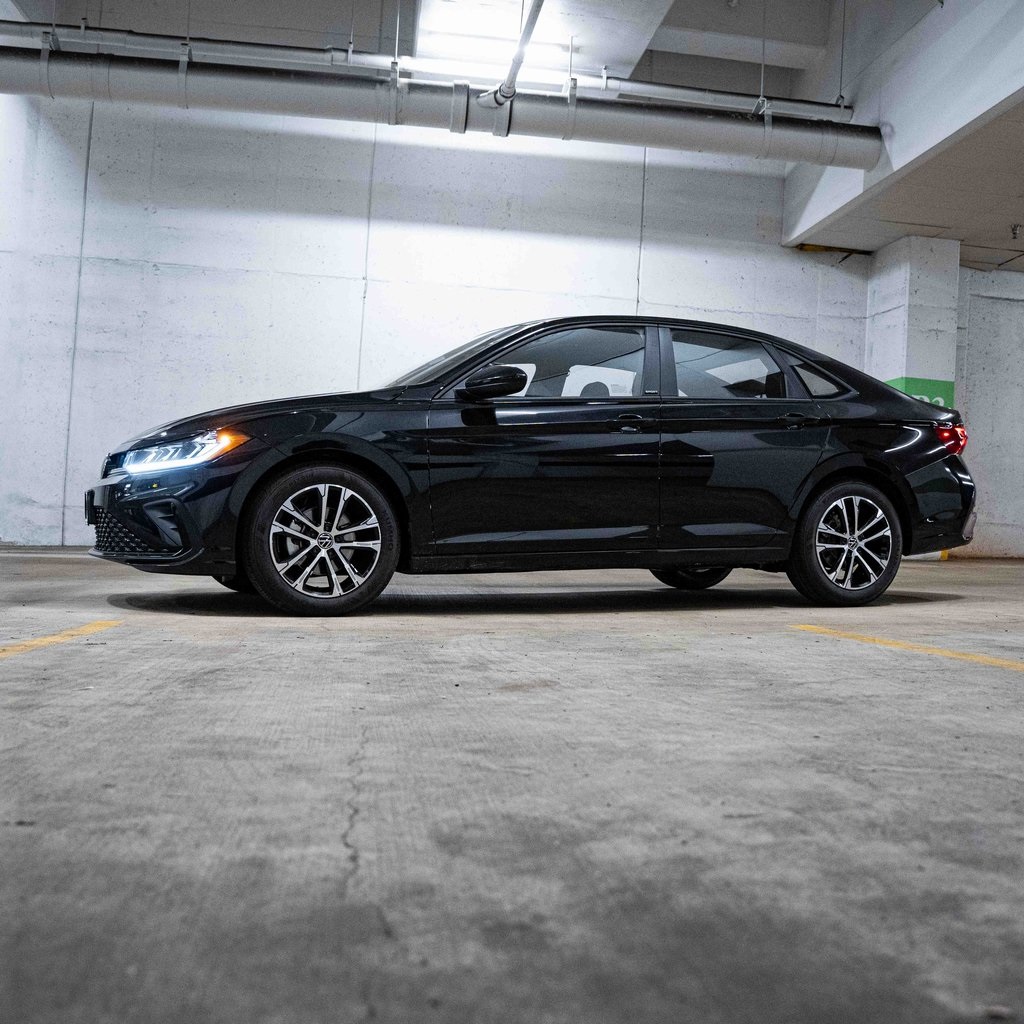 2026 Volkswagen Jetta Sport Image 6 of 30