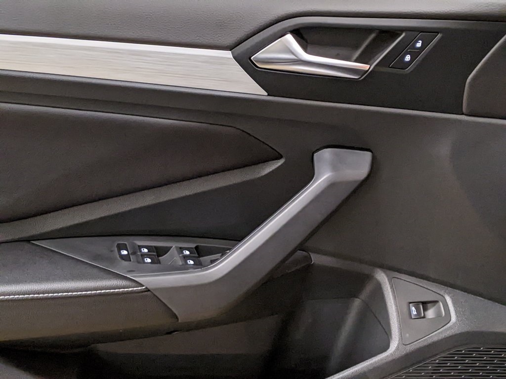 2026 Volkswagen Jetta Sport Image 22 of 30