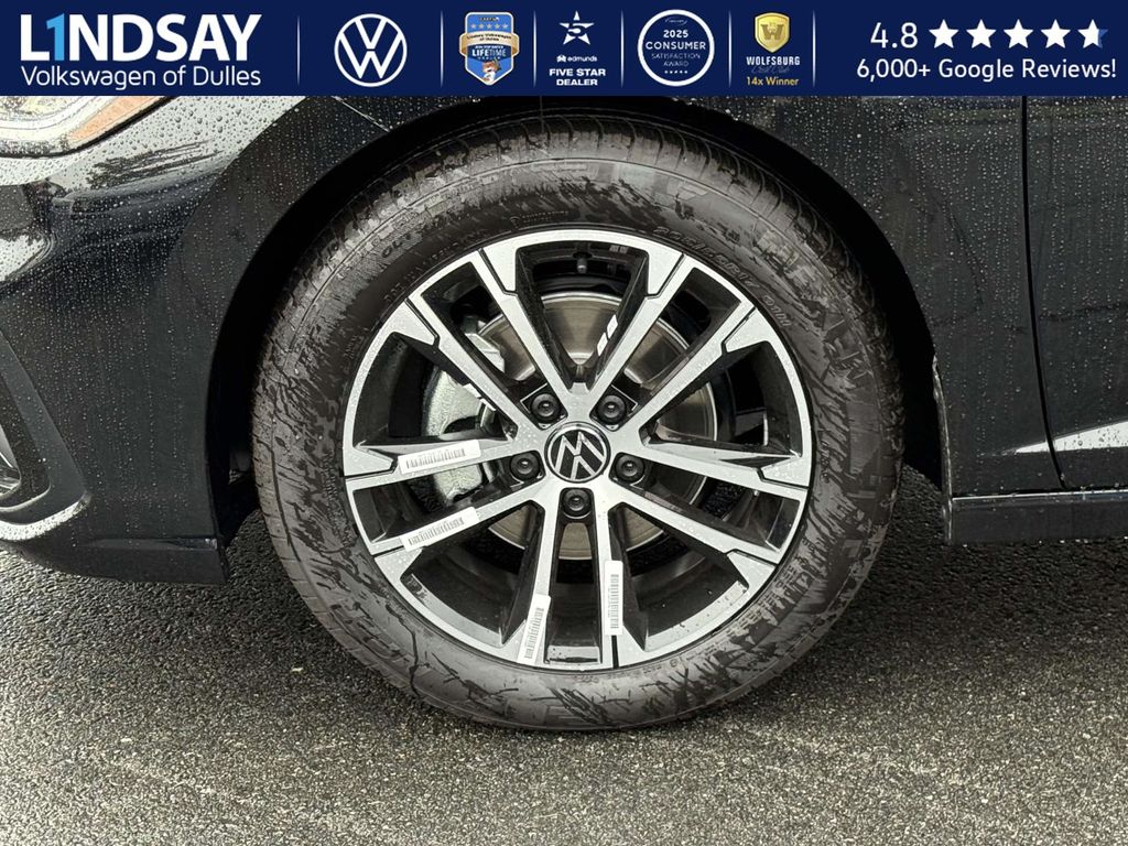2026 Volkswagen Jetta Sport Image 7 of 22