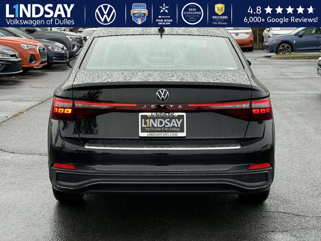 2026 Volkswagen Jetta Sport Image 5 of 22