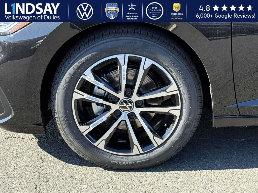 2026 Volkswagen Jetta Sport Image 7 of 22