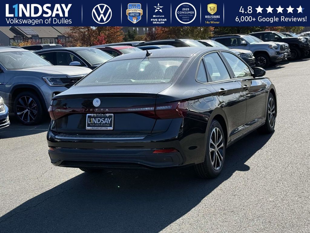 2026 Volkswagen Jetta Sport Image 4 of 22