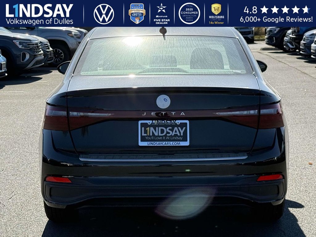 2026 Volkswagen Jetta Sport Image 5 of 22