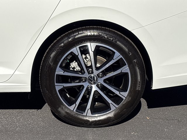 2026 Volkswagen Jetta Sport Image 10 of 34