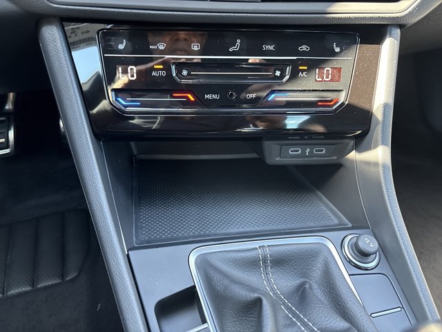 2026 Volkswagen Jetta Sport Image 24 of 34