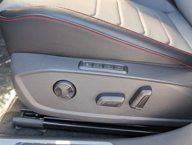 2026 Volkswagen Jetta GLI Autobahn Image 21 of 28