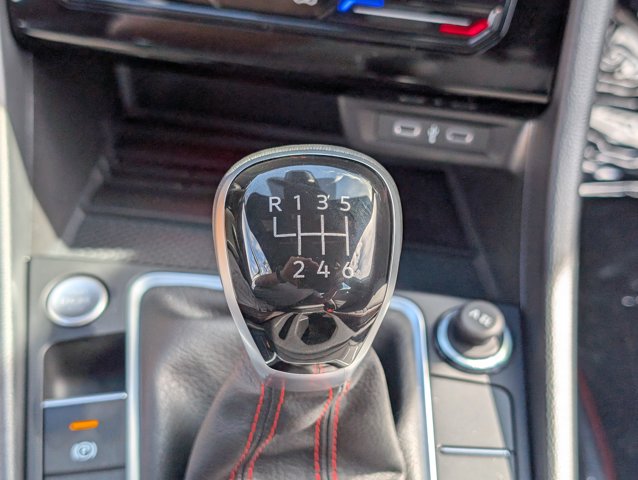 2026 Volkswagen Jetta GLI Autobahn Image 27 of 28