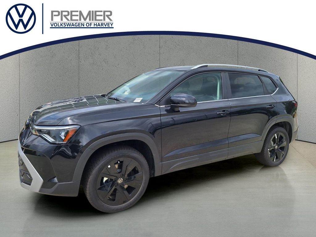 2026 Volkswagen Taos SE Image 2 of 26