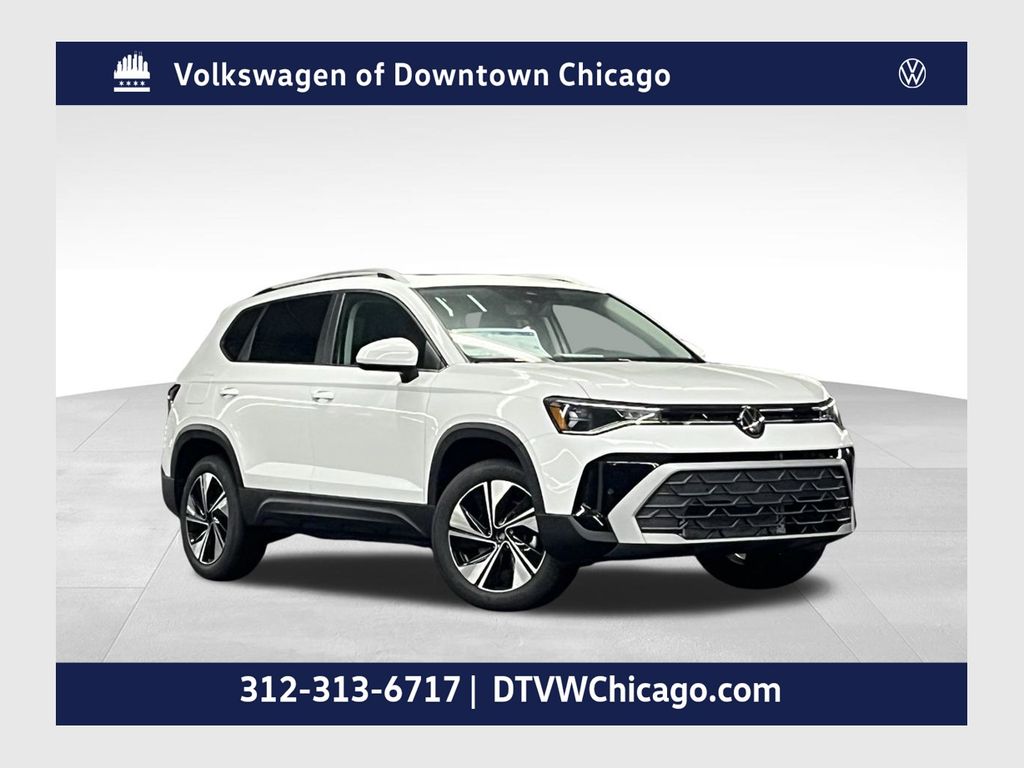 2026 Volkswagen Taos SE Image 3 of 40