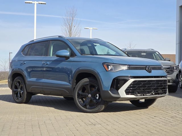 2026 Volkswagen Taos SEL Image 1 of 17
