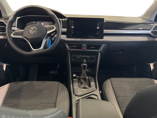 2026 Volkswagen Taos SE Black Image 13 of 25