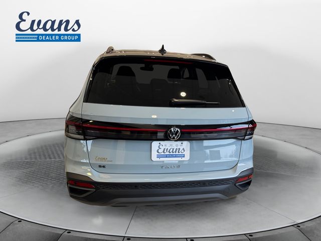 2026 Volkswagen Taos SE Black Image 5 of 25