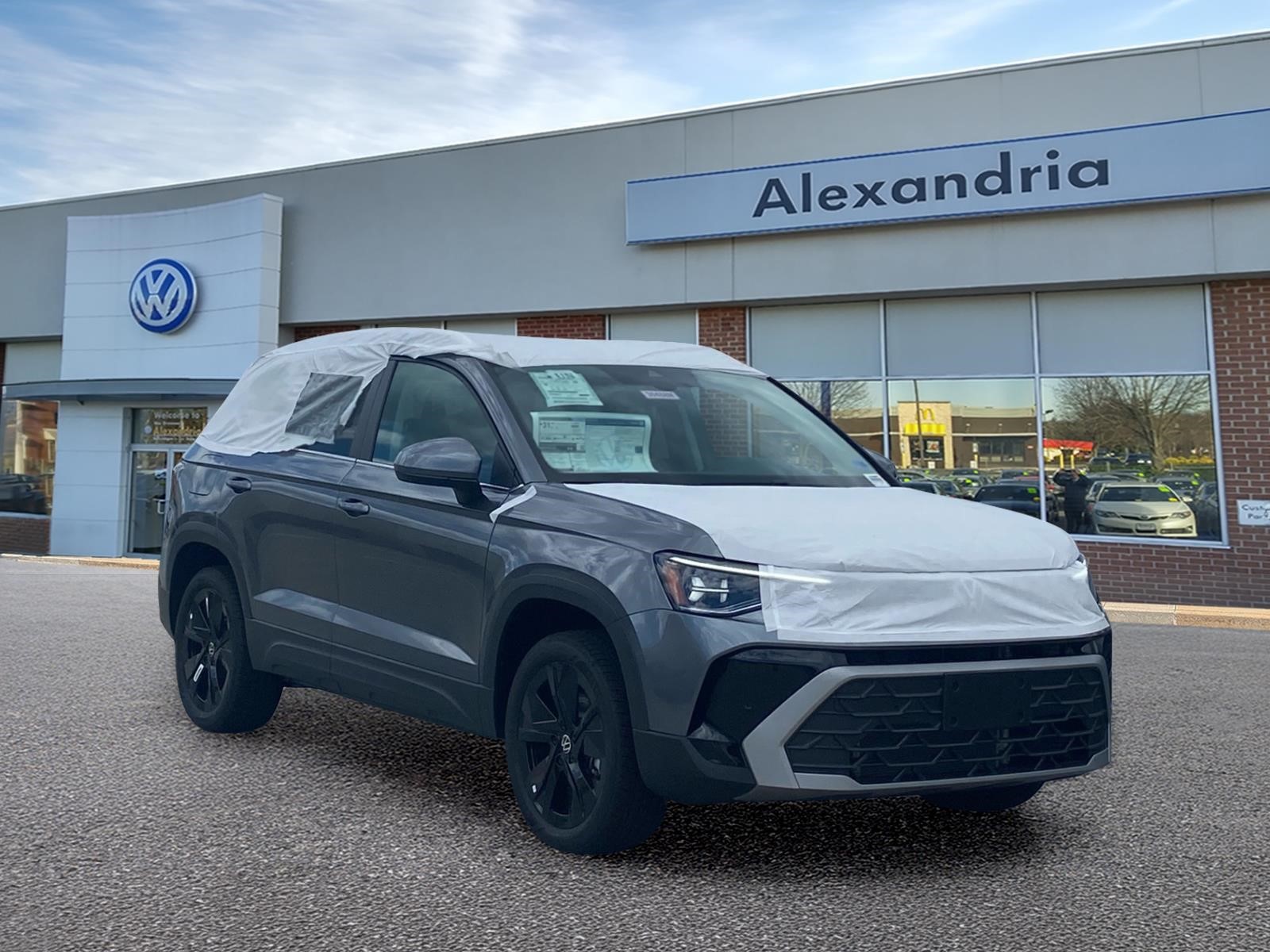 2026 Volkswagen Taos SE Image 1 of 11