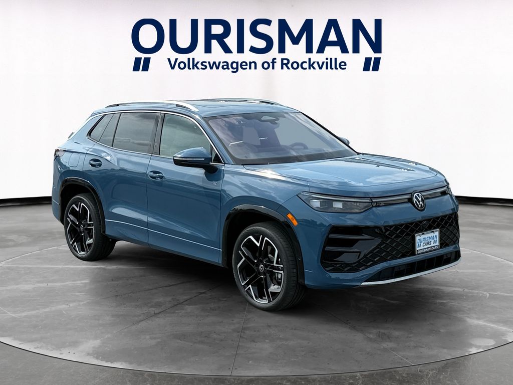 2026 Volkswagen Tiguan SEL R-Line Turbo Image 3 of 29