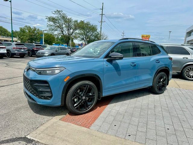 2026 Volkswagen Tiguan SE R-Line Black Image 1 of 32