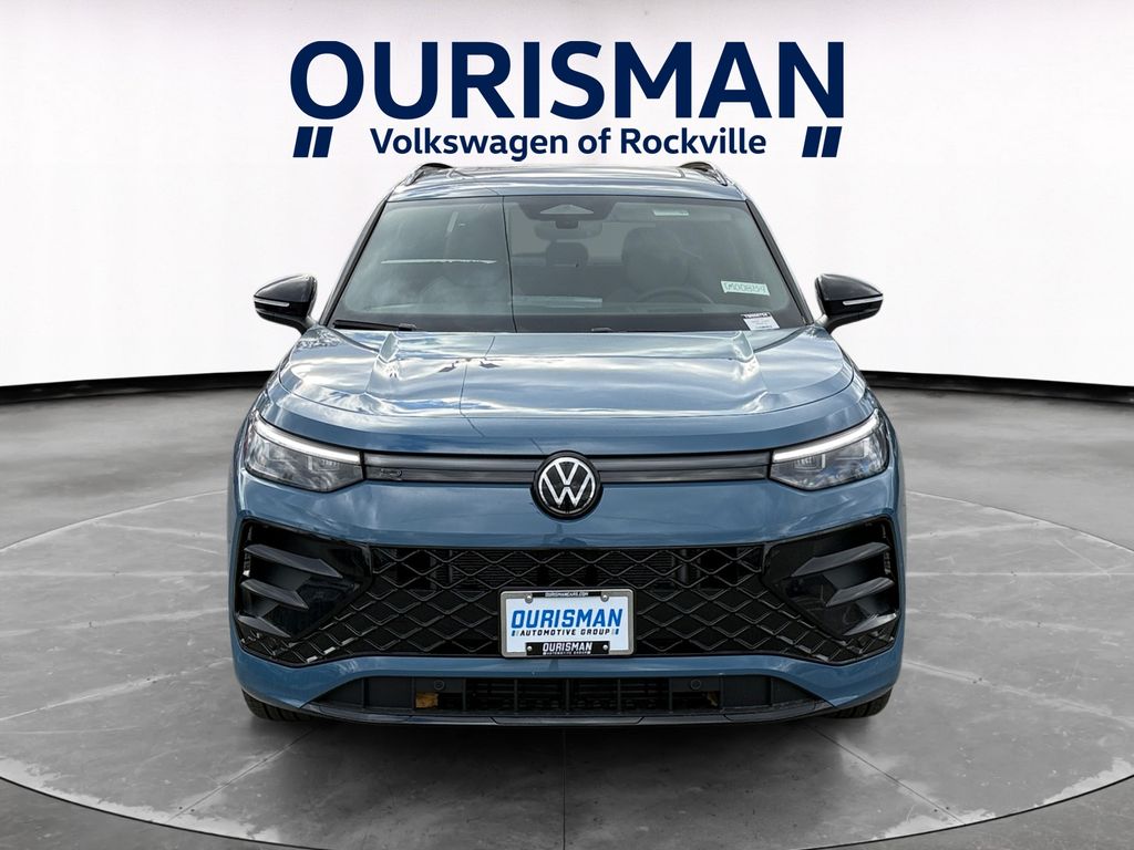 2026 Volkswagen Tiguan SE R-Line Black Image 2 of 28