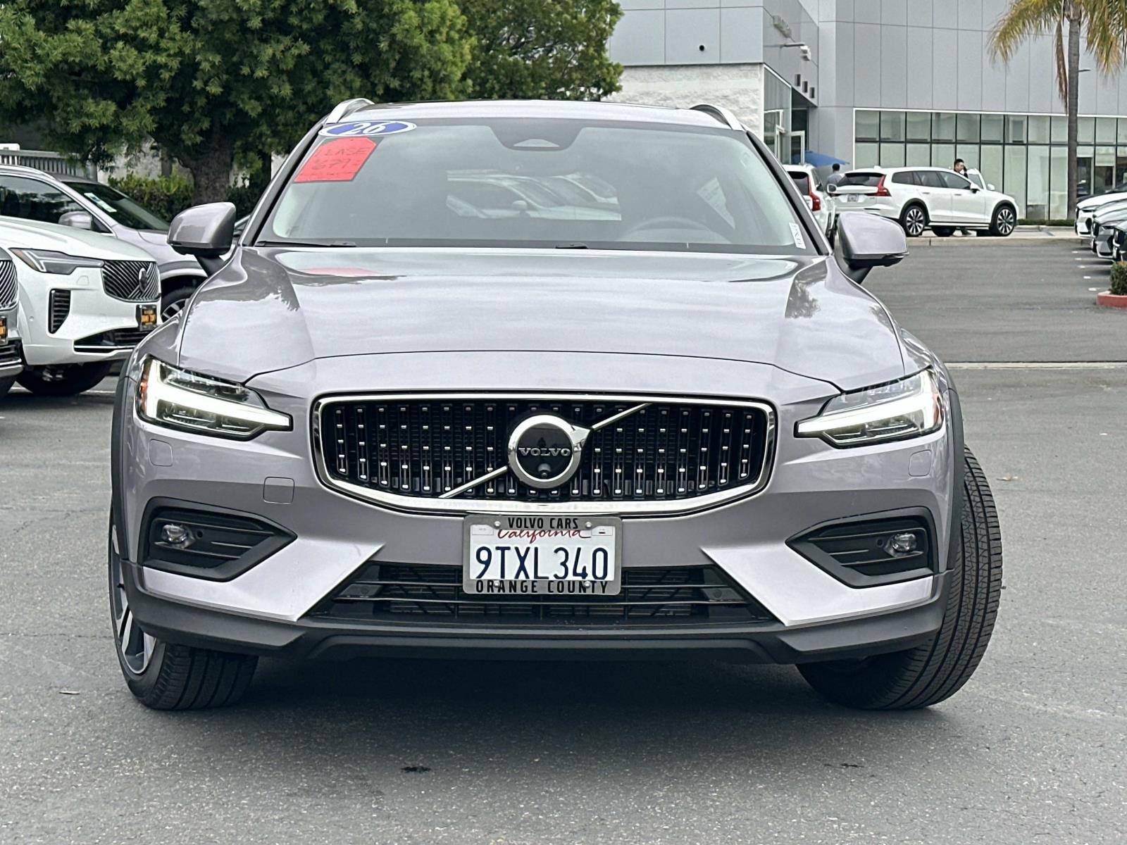 2026 Volvo V60 Cross Country Plus Image 2 of 39