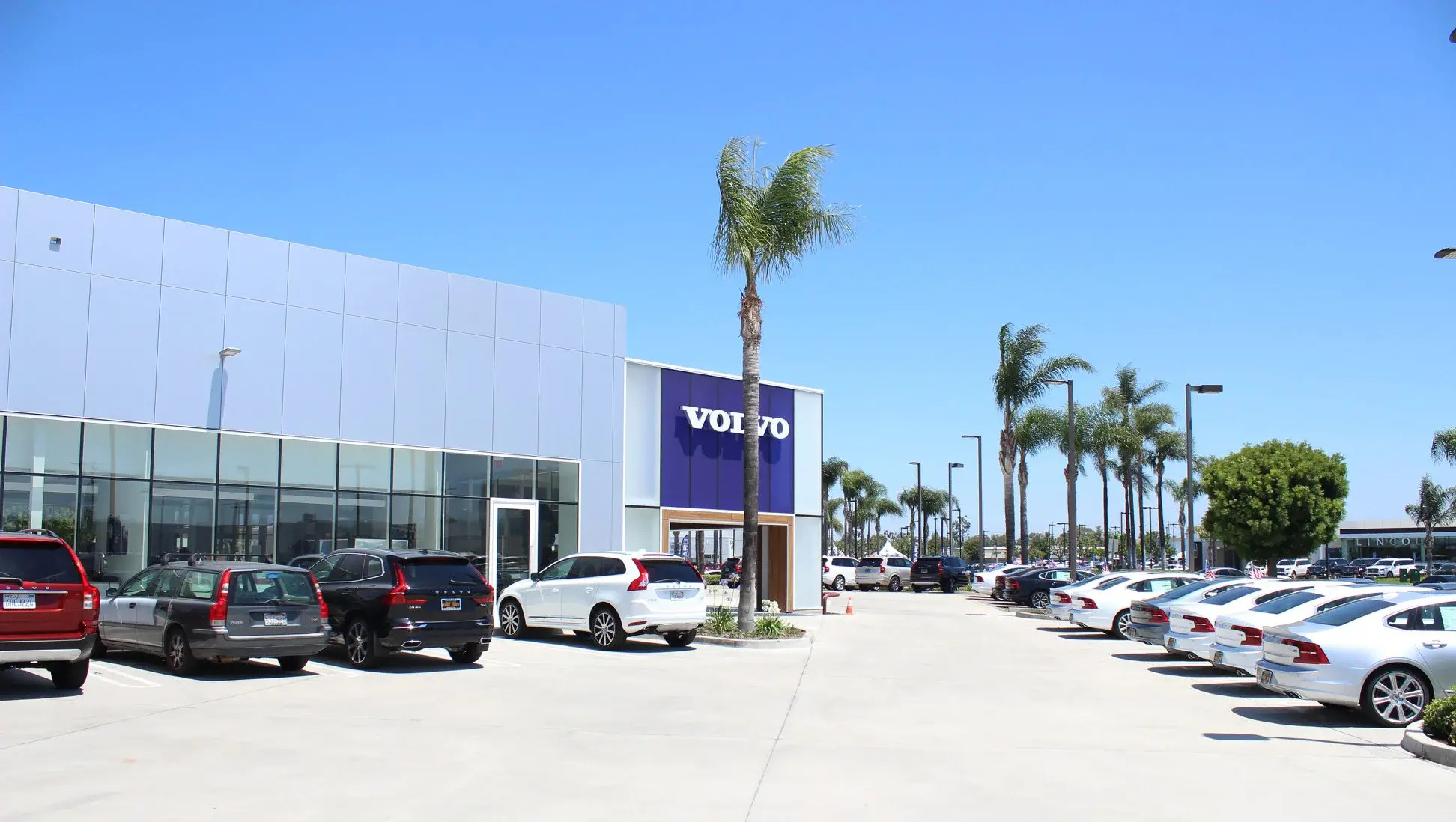 2026 Volvo V60 Cross Country Plus Image 39 of 39