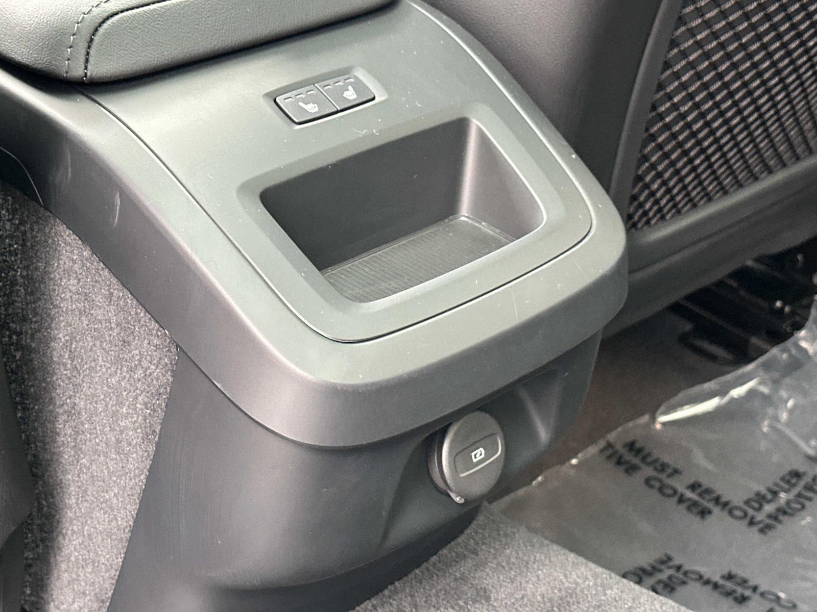 2026 Volvo V60 Cross Country Plus Image 34 of 39