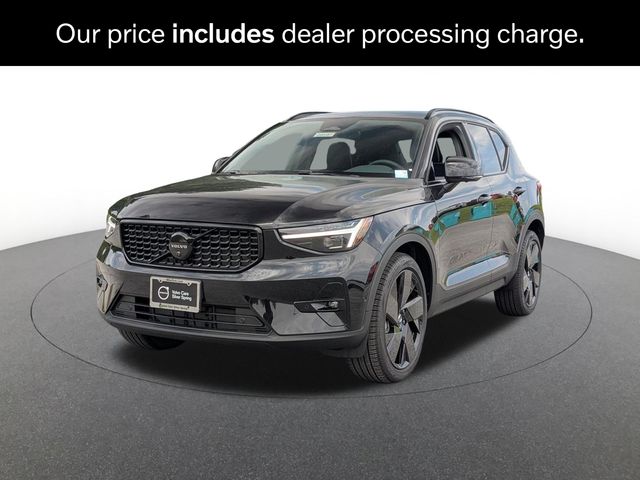 2026 Volvo XC40 Ultra Black Edition Image 1 of 19