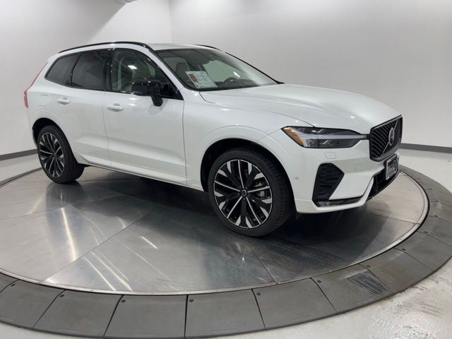 2026 Volvo XC60 Ultra Image 3 of 24