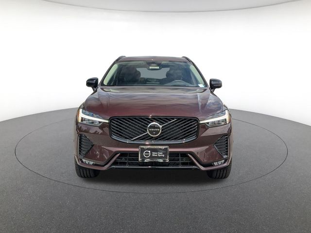 2026 Volvo XC60 Ultra Image 2 of 19