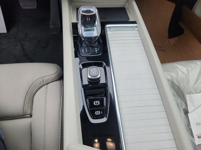 2026 Volvo XC60 Ultra Image 21 of 26