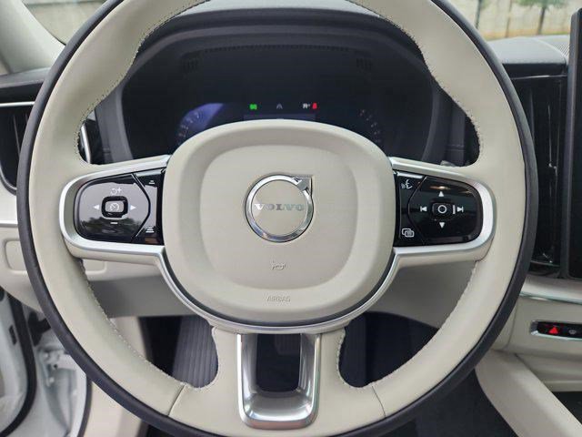 2026 Volvo XC60 Ultra Image 15 of 26