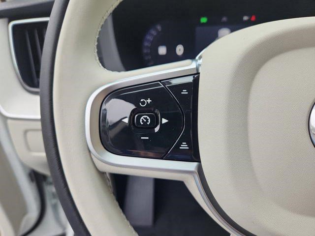 2026 Volvo XC60 Ultra Image 16 of 26