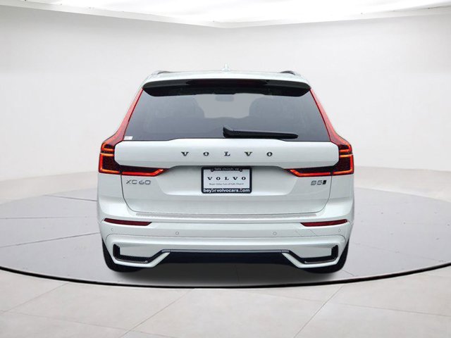 2026 Volvo XC60 Ultra Image 5 of 26