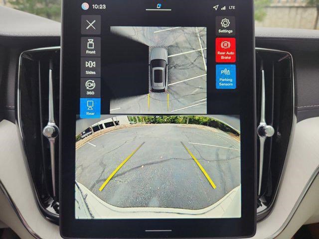 2026 Volvo XC60 Ultra Image 20 of 26