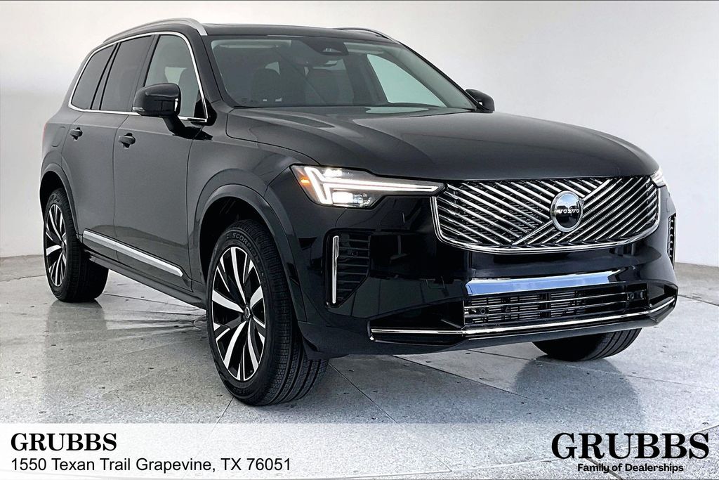 2026 Volvo XC90 Core Image 2 of 38