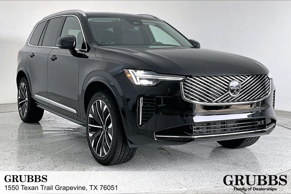 2026 Volvo XC90 Plus Image 2 of 38